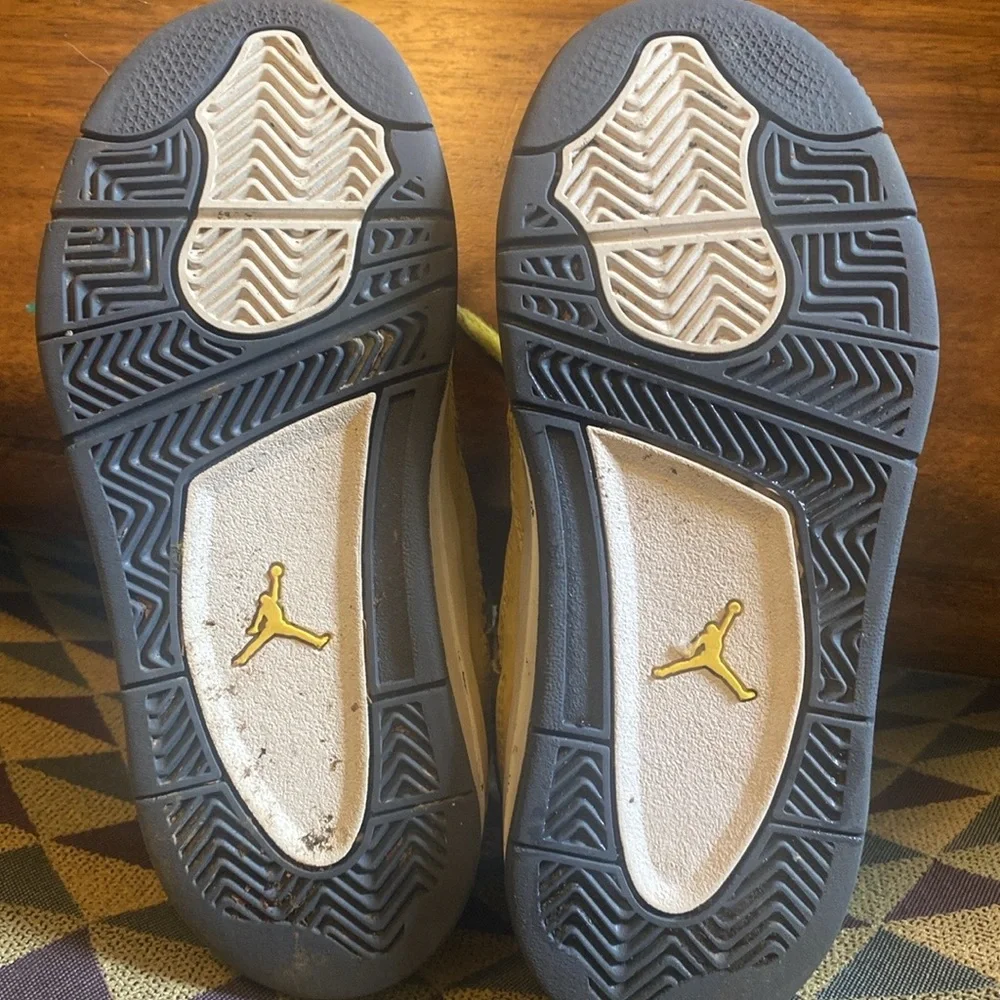 Kids 13c Used but good condition Nike‎ Jordan Lightning 4